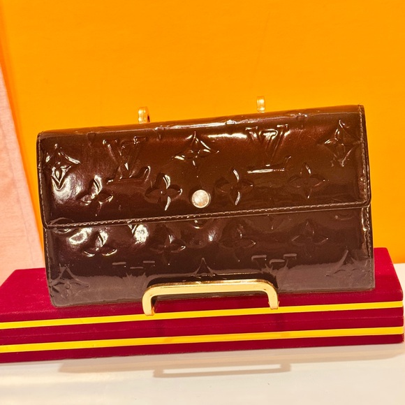 Louis Vuitton Handbags - Louis Vuitton Printed monogram Wallet